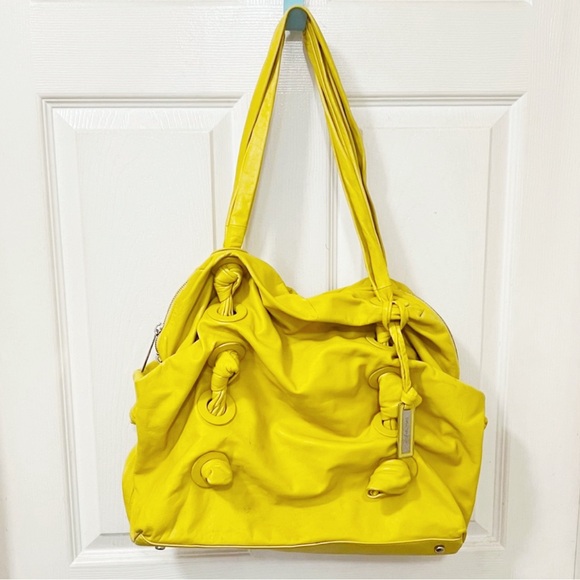 Michael Kors Handbags - Rare Michael Kors Extra Large 100% leather Purse